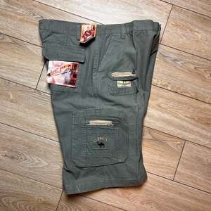 Camel Active Vintage Multipocket Cargo Shorts Olive Green